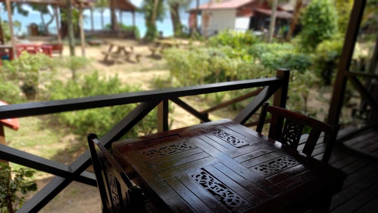 Swiss Cottage Tioman Kampong Ayer Batang Esterno foto