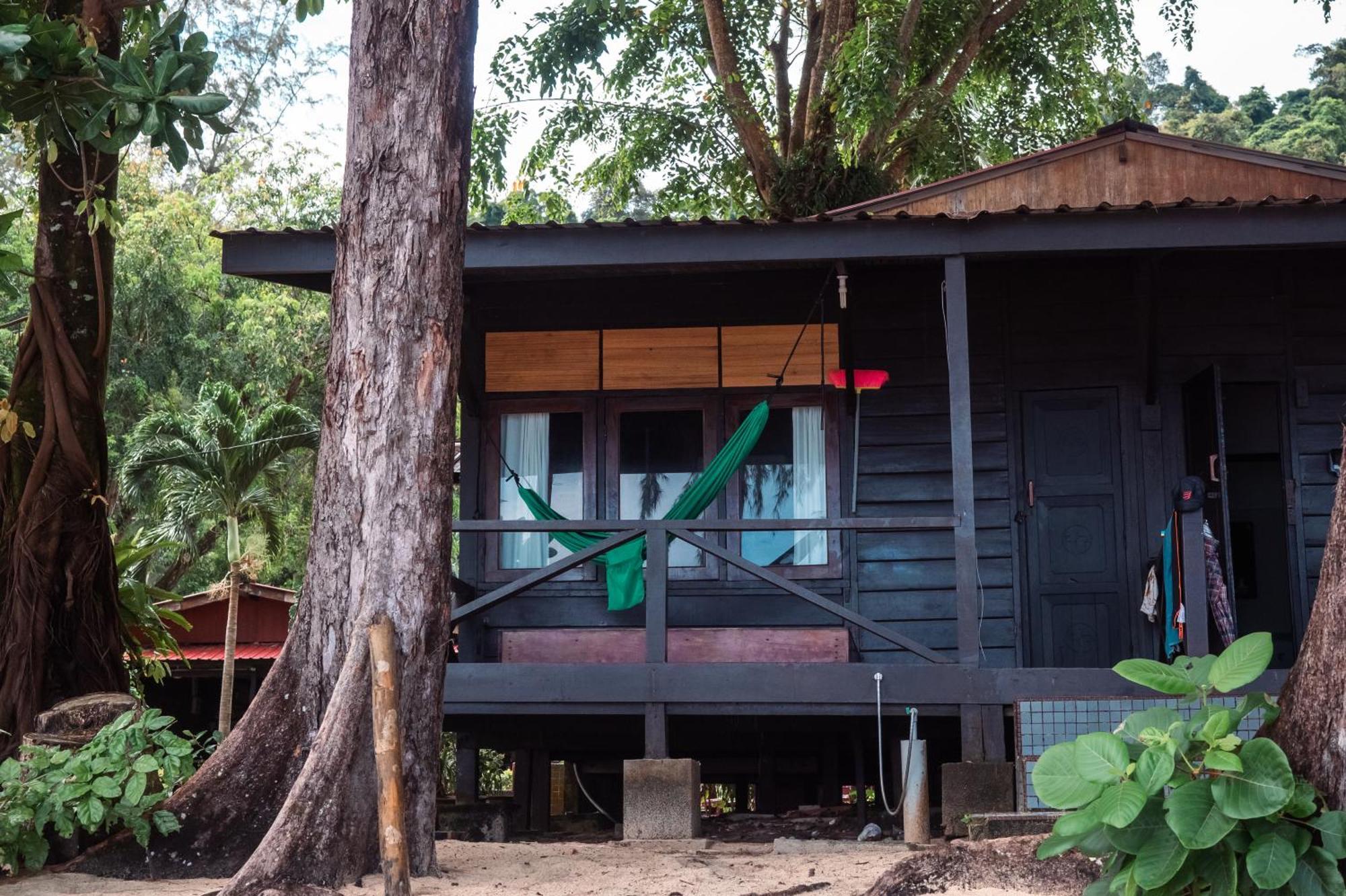 Swiss Cottage Tioman Kampong Ayer Batang Esterno foto